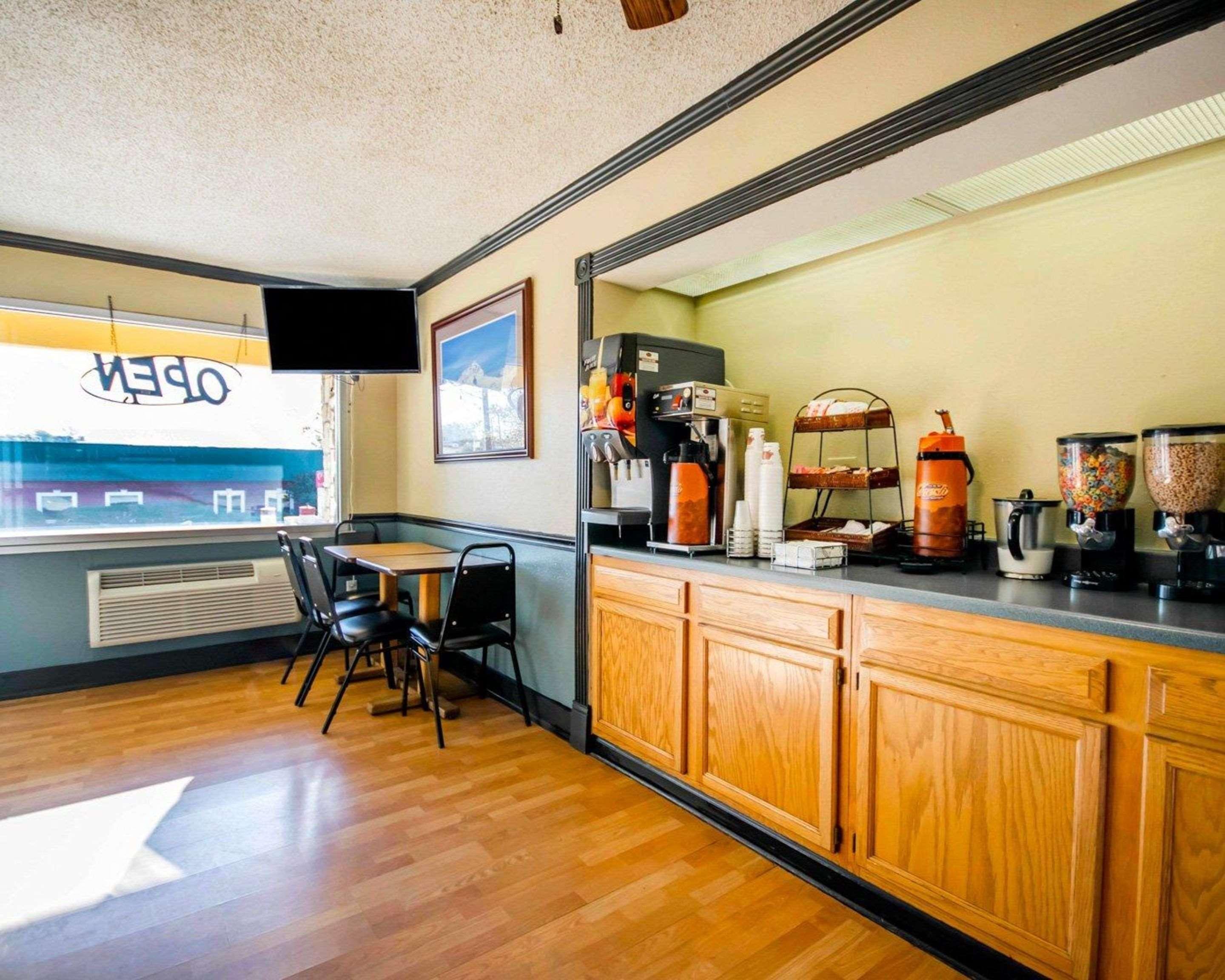 Econo Lodge Erlanger - Cincinnati Airport Dış mekan fotoğraf