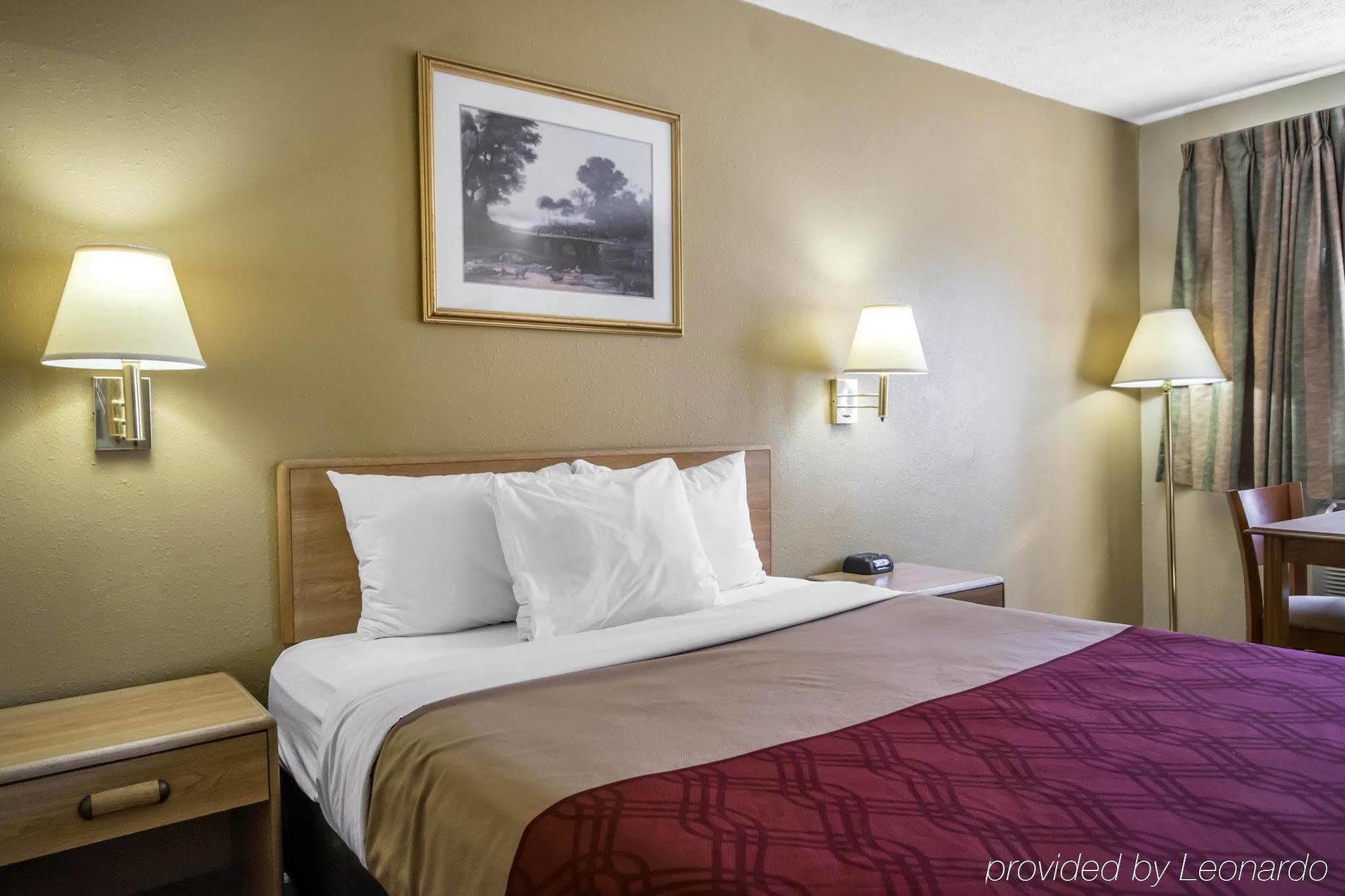 Econo Lodge Erlanger - Cincinnati Airport Dış mekan fotoğraf